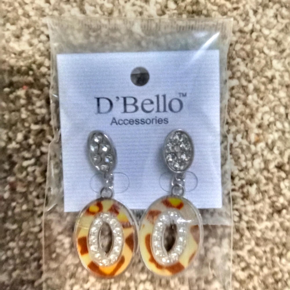 Beautiful  Animal Print Earrings Bnwt